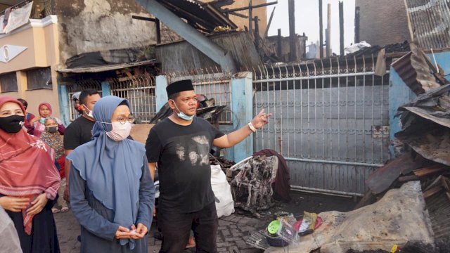 Melinda Aksa Salurkan Bantuan Ke Korban Kebakaran Maccini Sawah