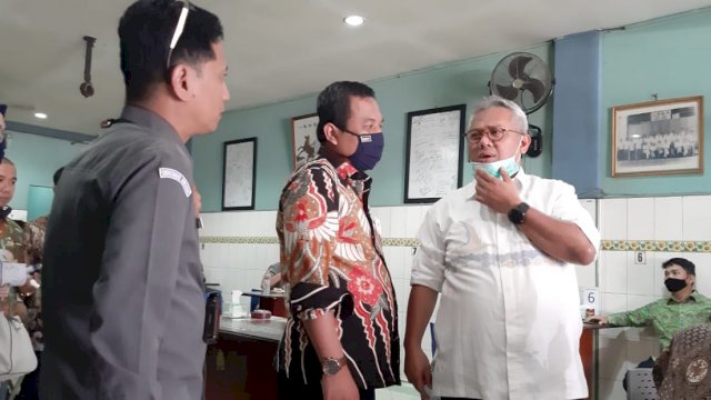 Sebelum Positif Corona, Areif Budiman Hadiri MoU di UNHAS dan Nongkrong di Warkop Phoenam Boulevard