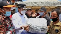 Bawa Bantuan, Prof Rudy Datangi Lokasi Kebakaran Maccini Sawah