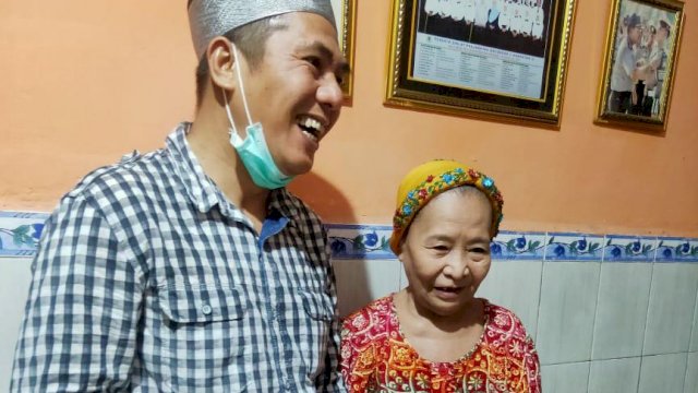 Teman SD Ibunda Deng Ical Doakan Dilan Pimpin Makassar