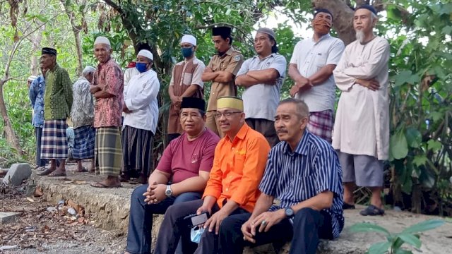 Lutfi Hanafi Sempatkan Melayat ke Rumah Duka Warga Kampung Borong Jambua