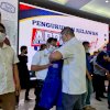 Erwin Aksa Kukuhkan Empat Komunitas Relawan Appi-Rahman Lintas Profesi