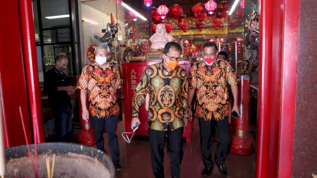 Danny Pomanto Silaturahmi dengan Pengurus Yayasan Klenteng Xian Ma