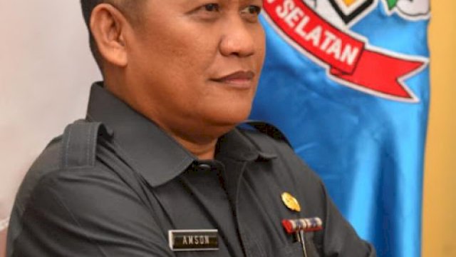 `Kepala Dinas Komunikasi dan Informasi (Kominfo) Pemerintah Provinsi Sulsel, Amson