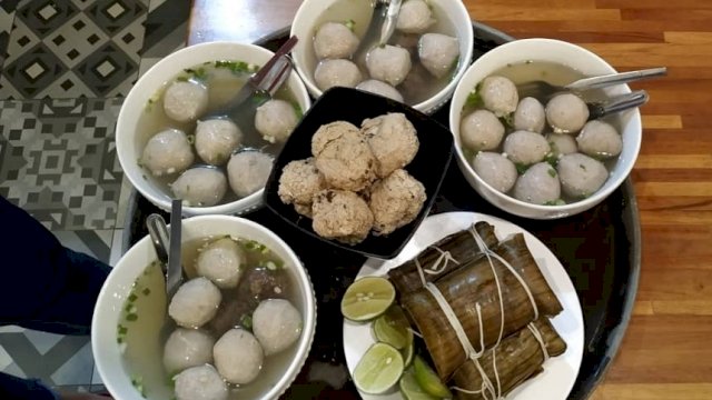 Penikmat kuliner Kota Daeng Wajib Cobain Bakso Ati Raja