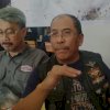 Hasil Survei, Pasangan Dilan Kalah Dari ADAMA, IAS: Biarlah!