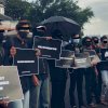 Aksi Kamisan Asosiasi Mahasiswa Unismuh Makassar: Bebaskan Aktivis Pro Demokrasi