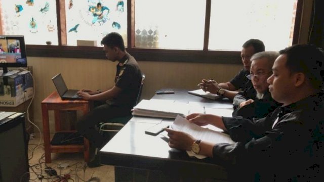 JPU Tuntut Mantan Kapolres Barru 1,5 Tahun Penjara