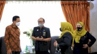 HUT Kota Makassar di Meriahkan 413 Pasangan Nikah Massal