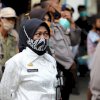 Ini Sosok Perempuan Yang Tak Lelah Hadapi Demonstran tolak UU CILAKA