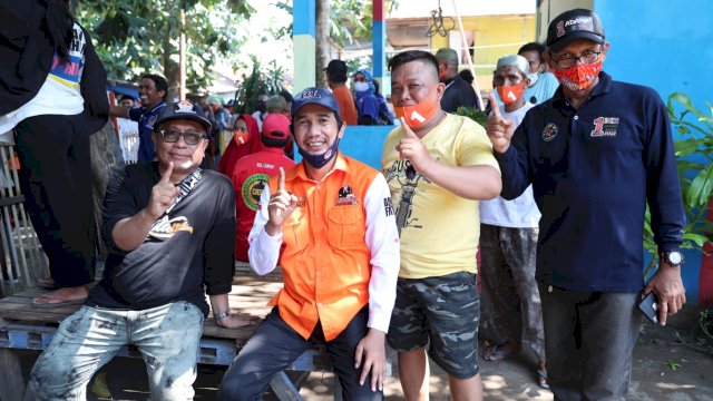 TROTOAR.ID, MAKASSAR - Partai pengusung pasangan calon Waikota dan wakil Walikota Makassar  nomor nurut 1, Mohammad Radhan 'Dany" Pomanto-Fatmawati Ryusdi, melai mengerakkan mesin partai untuk memenangkan Pilkada Kota Makassar 9 Desember 2020 mendatang 