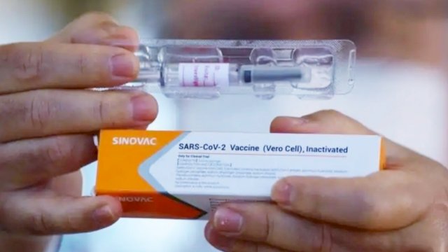 TROTOAR.ID, Jakarta - Dari 20 negara, Indonesia ternyata tercatat sebagai satu-satunya negara yang memesan Vaksin Sinovac asal China. Vaksin 
