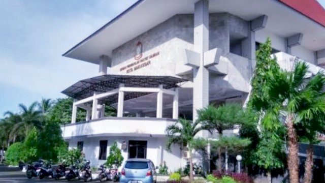 Gedung Kantor DPRD Kota Makasaar. FOTO: Lt/Trotoar.id