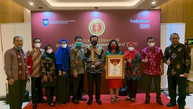 TROTOAR.ID, Makassar - Pemerintah Kota Makassar kembali menyabet penghargaan Kota terinovatif atau Innovative Government Award (IGA) 