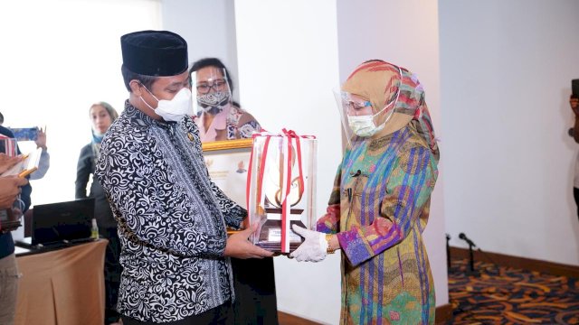 Wakil GUbernur Sulsel Andi Sudirman Sulaiman 