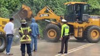 Longsor di Jalan Layang Poros Maros-Bone Dibersihkan Alat Berat
