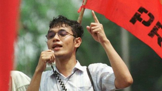 Ketika itu Budiman Sudjatmiko yang masih aktif dan gencar-gencarnya melakukan aksi demonstrasi menuntut rezim Soeharto turun. || Dok. Istimewa.