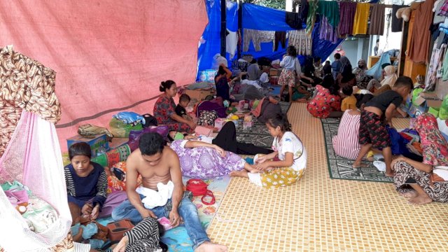 Para pengungsi korban gempa di Majene Sulawesi Barat, beberapa hari yang lalu, || Dok: Istimewa.