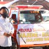 Ilham Azikin Lepas Enam Truk Bantuan Bencana ke Sulbar