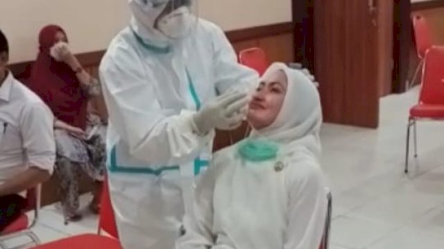 Jelang HJL/HPRL Bupati Lutra, Pimpinan SKPD Hingga Panitia Jalani Swab Antigen. Ini Hasilnya