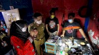 Bangkitkan Potensi Wisata, Rudy Kenalkan Pengrajin Perak Makassar