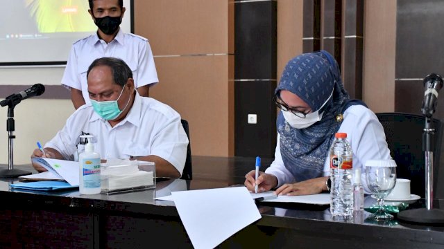Bupatri Luwu Utara Melakukan penandatangan Kerejasama Pembangunan jembatan