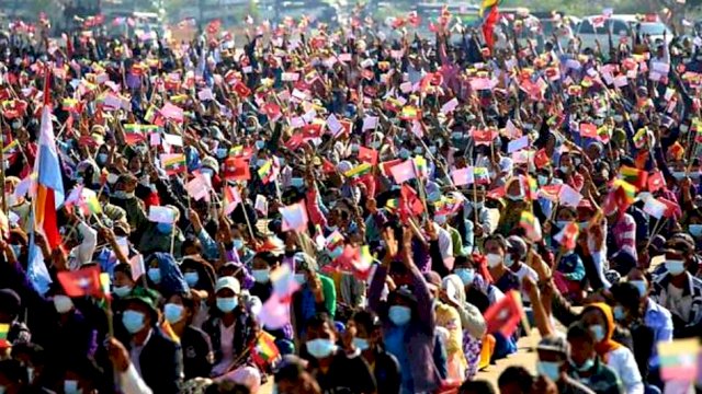 Aksi unjuk rasa pendukung kudeta militer Myanmar, Kamis (4/2) | AFP FOTO