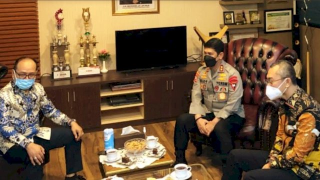 Supriansa, Kapolda Sulsel, dan Andi Rio, Selasa (23/2) | trotoar.id