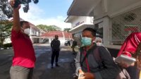Anak Buah NA Usir Jurnalis dari Rujab, Jubirnya Minta Maaf