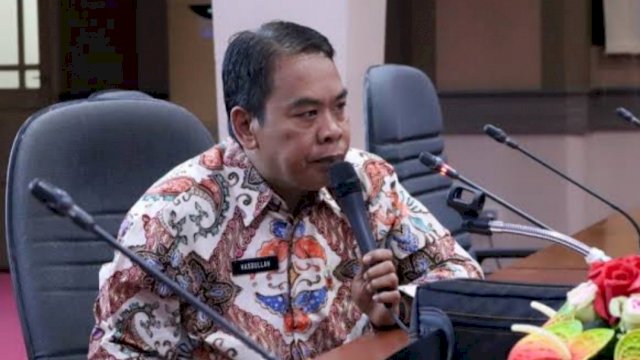 Kepala Dinas Pengelolaan Lingkungan Hidup Provinsi Sulawesi Selatan, Andi Hasdullah, (trotoar.id).
