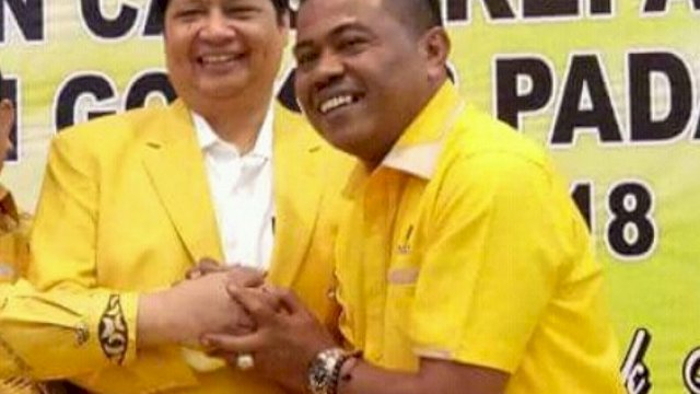 Ketua Golkar Pinrang Usman Marham Salam Komando Bersama Ketua Umum Golkar Airlangga Hartarto 