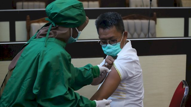 Sekretariat DPRD Sulsel Gelar Vaksin Untuk Staf dan Anggota Dewan
