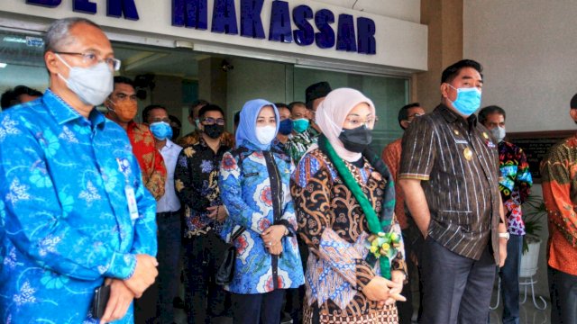 Wakil Walikota Makassar Dampingi Menteri Ketenagakerjaan RI Resmikan Aula BLK Makassar