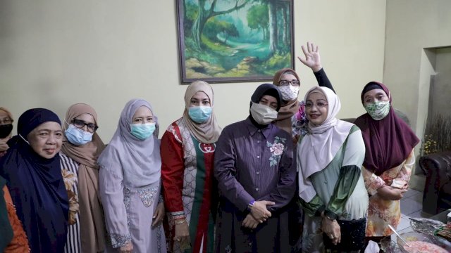 Relawan pemenangan Moh Ramdhan Danny Pomanto, di BTN Hartaco Indah, Minggu (21/03/2021).
