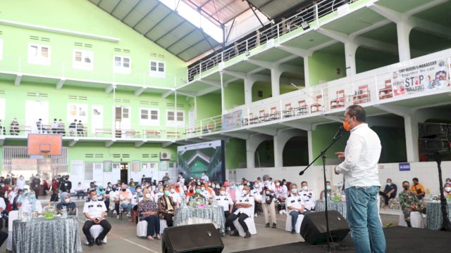 Fatma Dampingi Danny Resmikan Rehabilitasi Atap SMPN 5 Makassar