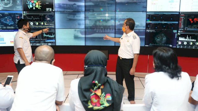 Rakor Makassar Recover yang diadakan di Ruang Sipakalebbi Kantor Wali Kota Makassar, Rabu (24/4/2021).
