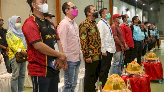 Wali Kota Danny Buka Turnamen Futsal SMPN 5 Makassar, Serukan Pererat Silaturahmi