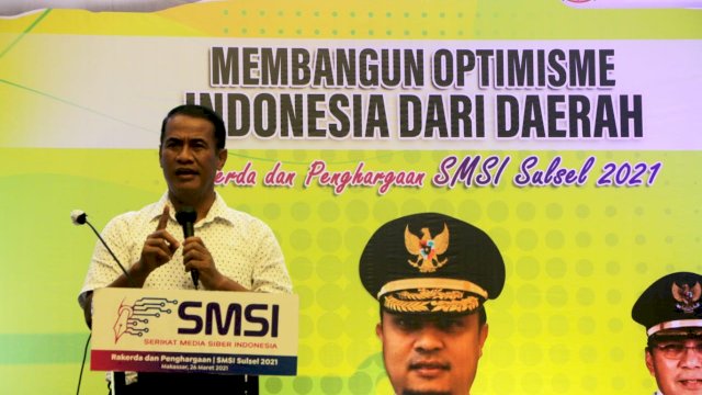 Andi Amran Sulaiman saat bicara soal optimisme membangun negeri di Makassar, Jumat (26/3).