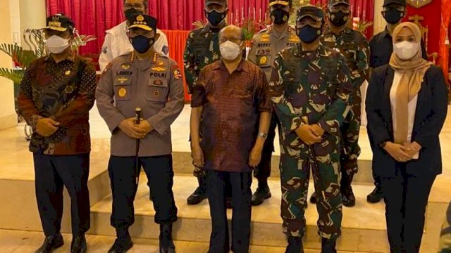 Dampingi Kapolri RI, Wali Kota Danny Kembali Kunjungi Gereja Katedral
