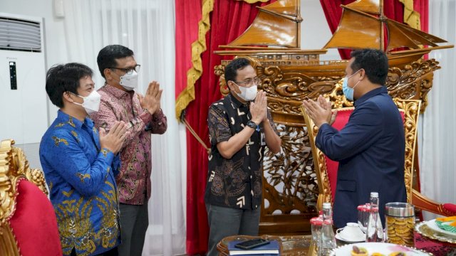 Bahas Jaringan Listrik Bawah Laut dan Listrik di Sawah, GM PLN Sulselrabar Temui Plt Gubernur Sulsel