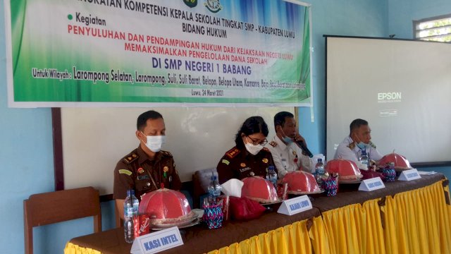 Pemeritah Kaupaten Luwu Beerjasama Kejaksaa Negeri Luwu Melaukan Edukasi Hukum kepaada Siswa Siswi Se Kabupaten Luwu 