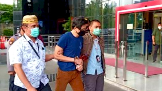 Samin Tan digelandang KPK, (Foto: MNC)