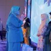 Ketua TP PKK Serahkan PMT ke 47 Puskesmas Kota Makassar