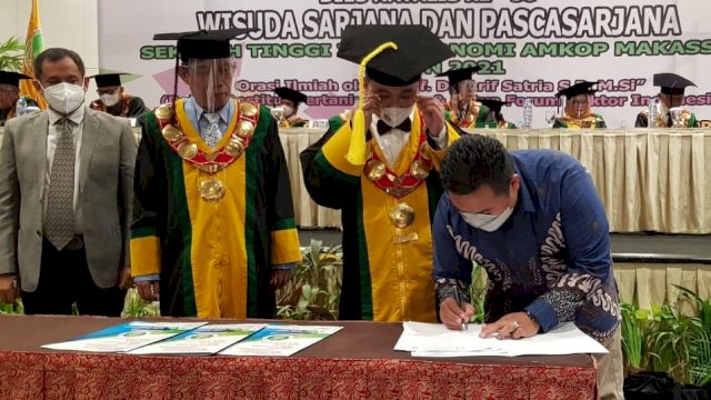 STIE Amkop MoU dengan KPID Sulsel.