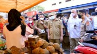 Tinjau Bahan Pokok Jelang Ramadan, Plt Gubernur Sulsel : Insya Allah, Pasokan Pangan Masih Aman