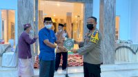 Kapolres Sinjai Berikan Bantuan Al-Qur’an Saat Hadiri Peresmian Masjid Darul Ikhsan