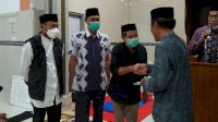 Bupati ASA Sumbang Dana untuk Renovasi Masjid di Pulau Kambuno
