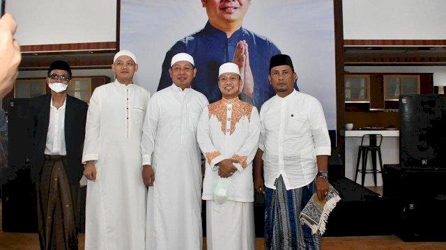 Salat Id di Rumah Aspirasi, RMS Hadirkan Das’ad Latif