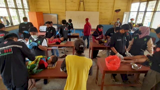 PSC 119 Luwu Gelar Bakti Sosial Pemeriksaan Kesehatan dan Sunatan Gratis