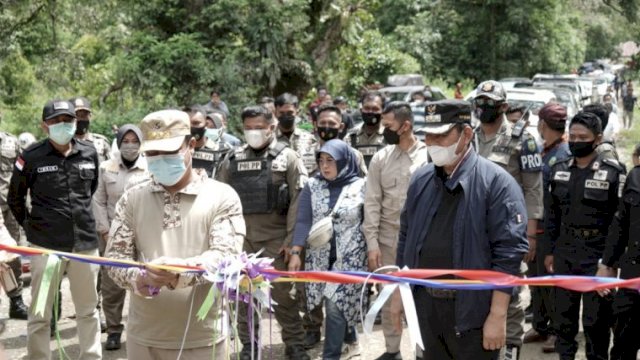 Plt Gubernur Sulsel Resmikan Pencanangan Kawasan Agrowisata Di Luwu